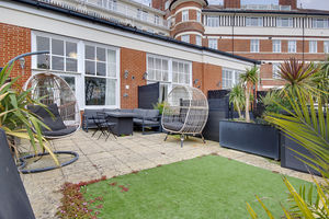 Private Patio- click for photo gallery